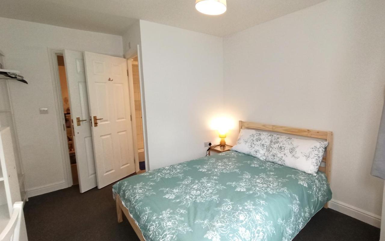 Bright, Chilled Ensuite Db In A Shared Flat! Alloggio in famiglia Londra