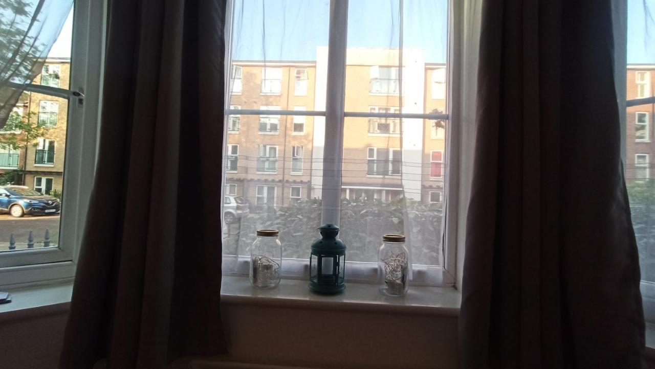 Bright, Chilled Ensuite Db In A Shared Flat! Londra